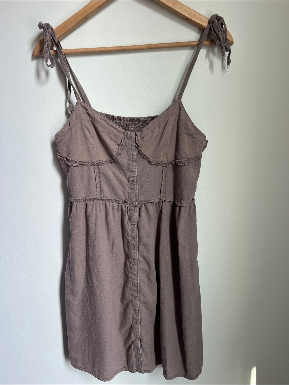 Aerie | Tie-Shoulder Button-Front Womenâs Linen Blend Camisole Top Taupe Size M - Picture 10 of 17
